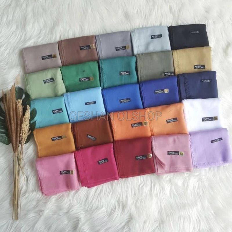 SAUDIA RAWIS / SAUDIA RAWIS / HIJAB SAUDIA RAWIS / HIJAB SEGI EMPAT / JILBAB SEGI EMPAT / HIJAB MURA