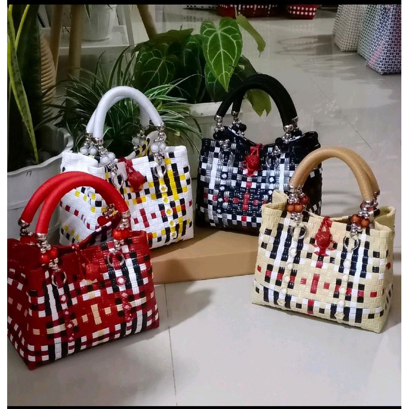 Tas jali sultan mutiara motif BLUEBERRY/Tas anyaman/Tas kondangan