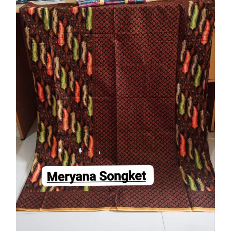 sarung katun corak batik