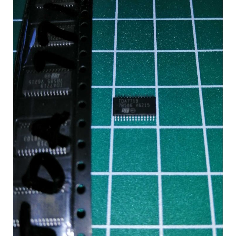 Original TDA7719 7719 ST IC Audio Processor Car 28