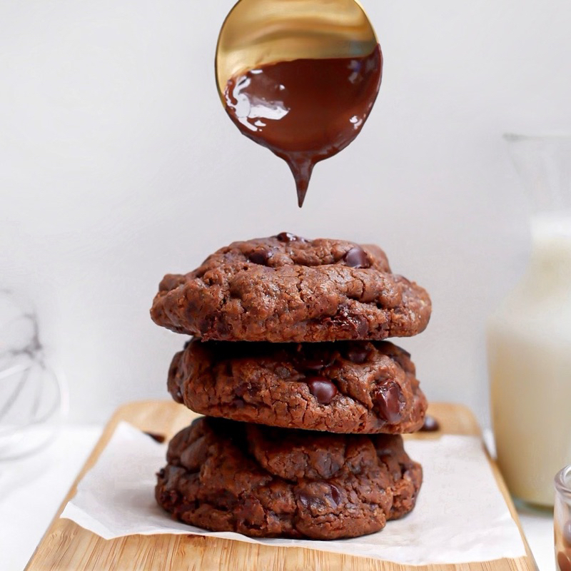 

Double Dark Chocolate Cookie