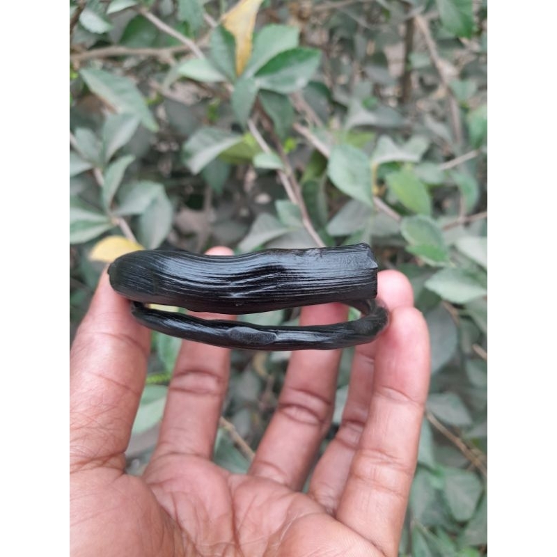 gelang akar bahar hitam berserat
