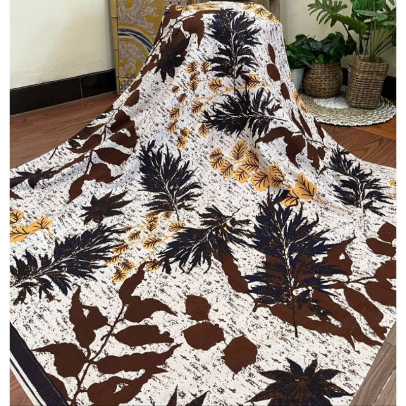 TERLARIS!!! KAIN BATIK LAWEYAN SOLO DAUN ECOPRINT PUTIH KODE 151