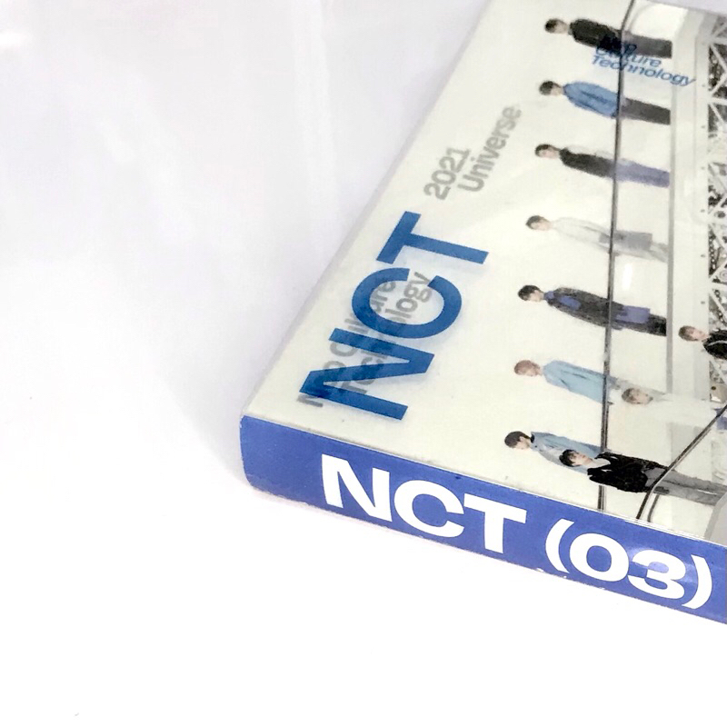 Album NCT Universe