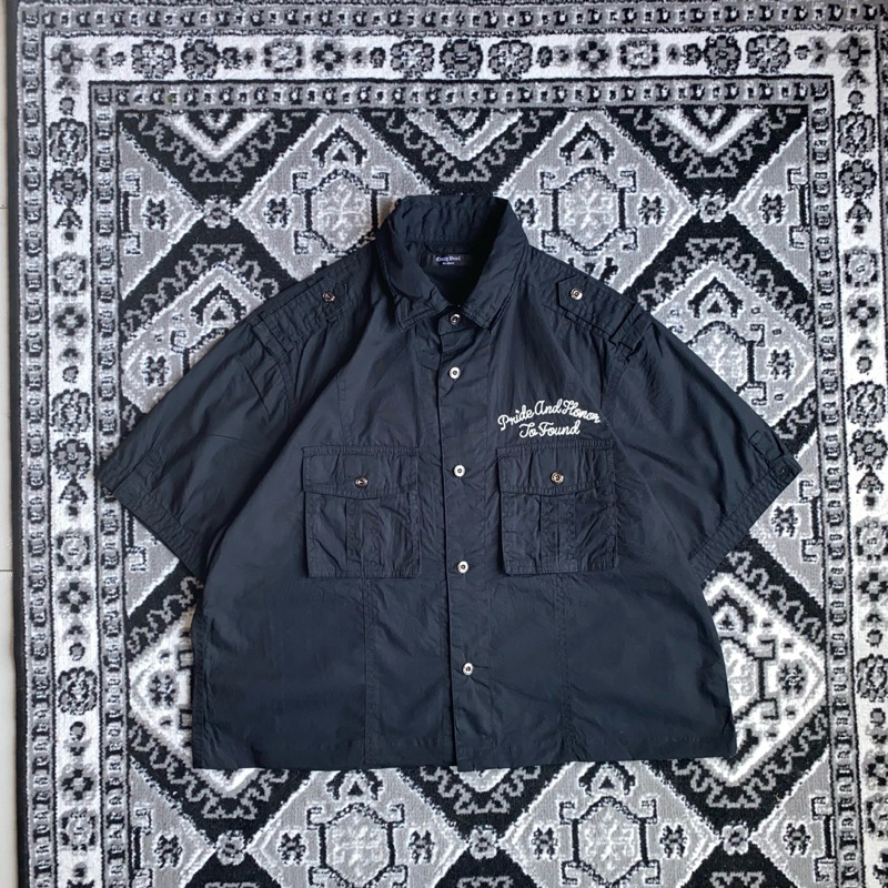 Cropped / Boxy Shirt “Crazy Devil”