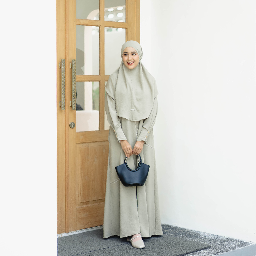 Naisha Official Kanaya Abaya Set Umroh Crinkle Sudah Dapat Gamis dan Jilbab-Sage