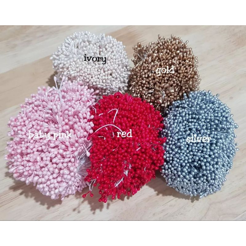 Buah Ceri Berry Hiasan Natal dijual per ikat