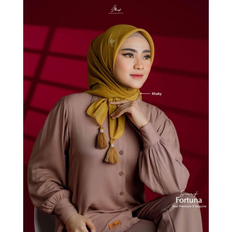 Hijab Jilbab Segiempat polos juntai variasi manik// Fortuna Scarf original by Arrafi