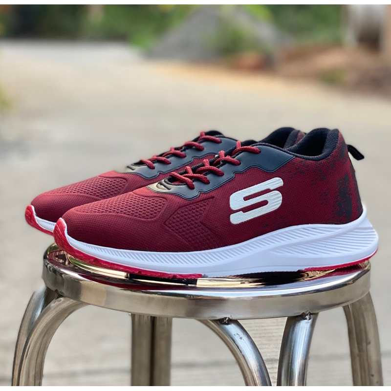 Sepatu Sport Pria Wanita Sneakers Running Sepatu Segala Jenis Olahraga size 36-43