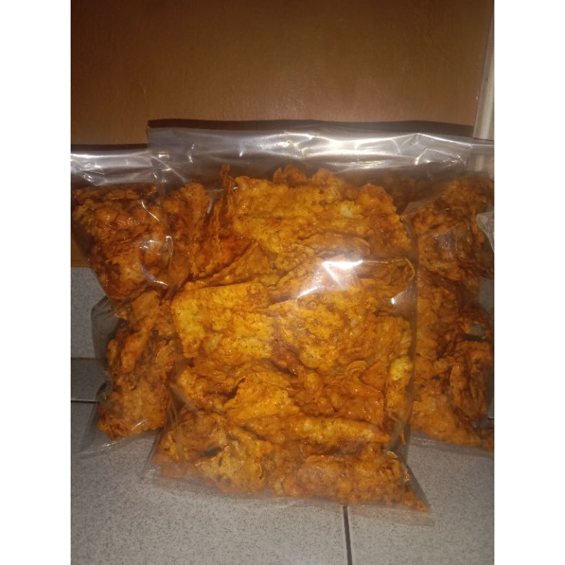 

keripik pangsit aci pedas