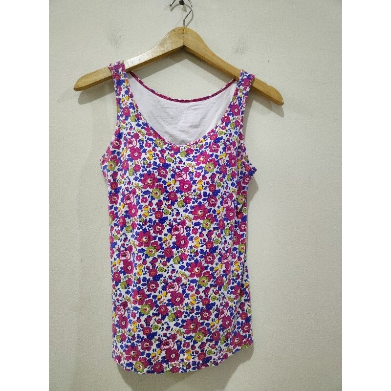 UNIQLO tank top bra flowers print