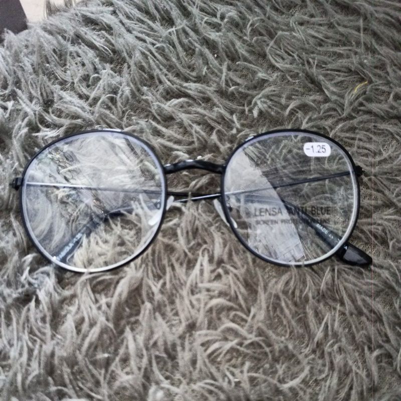 kacamata minus fabiola lensa anti bluee warna hitam, gold