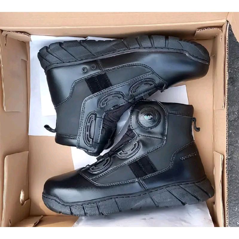 sepatu webest pdh