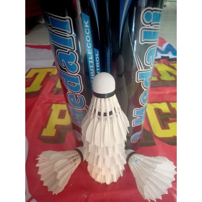 Shuttlecock 2 Medali