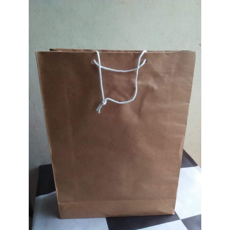 

Paper bag polos coklat tanggung 24x35x8