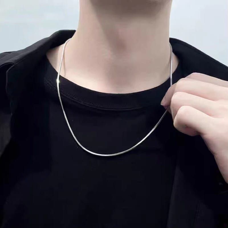 Kalung Titanium Pria Silver Perak Emas Putih Anti Karat Cowok Cewek Wanita Keren