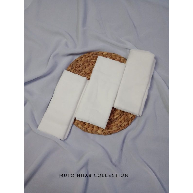 BELLA SQUARE WARNA BROKEN WHITE SEGIEMPAT