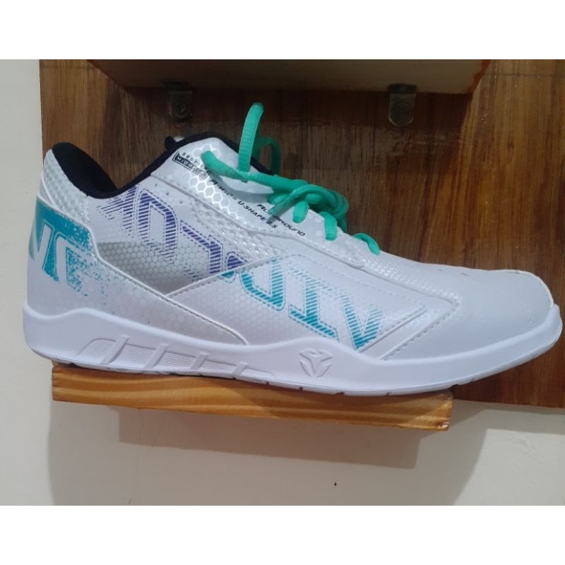 SEPATU BULUTANGKIS VICTOR A 362 III PUTIH ORIGINAL