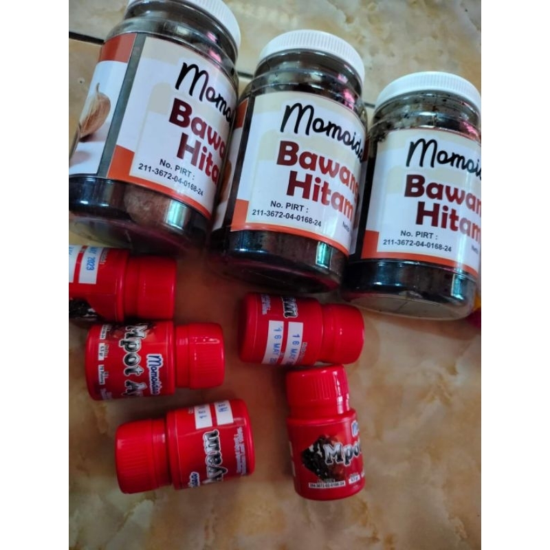 

3 BOTOL BAWANG HITAM MOMO