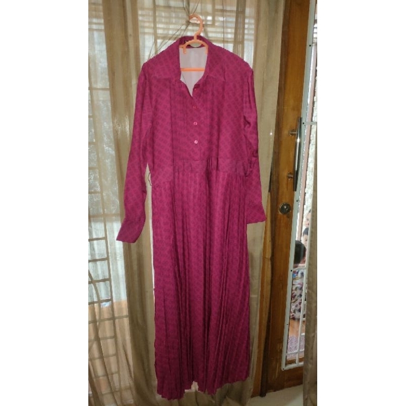 preloved bnb shadow dress
