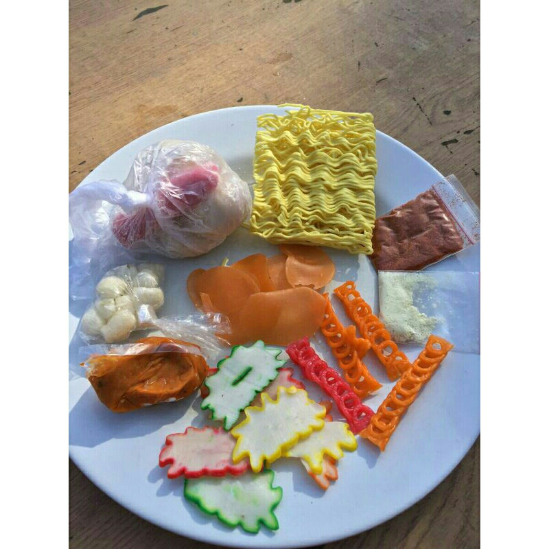 

seblak sosis+pentol