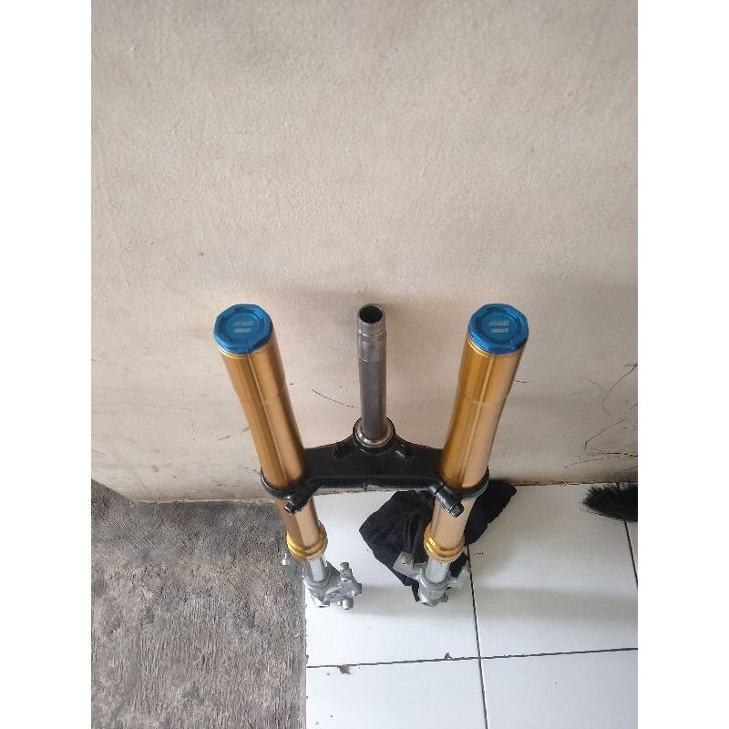 shock usd CBR 250 rr