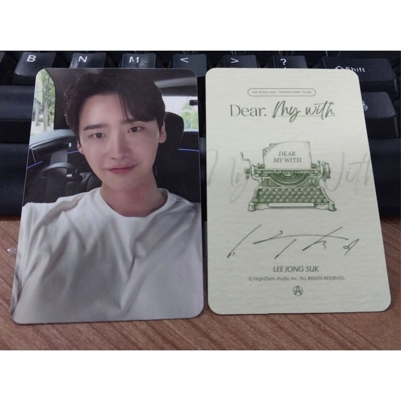 OFFICIAL PHOTOCARD LEE JONG SUK 2023 FANMEETING TOUR (White Tshirt)