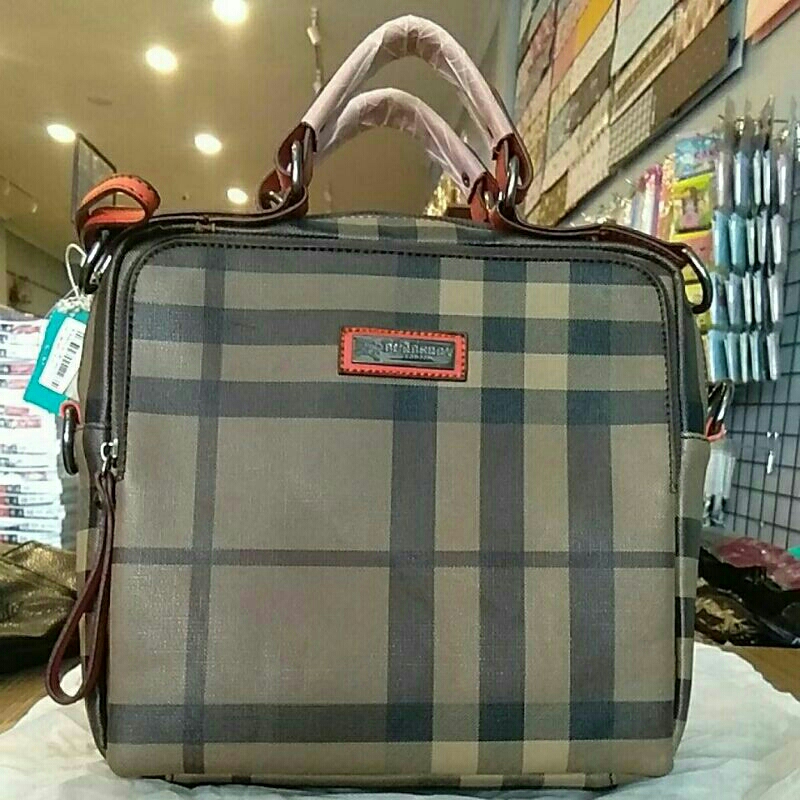 Tas Wanita Dewasa Totebag Burberry