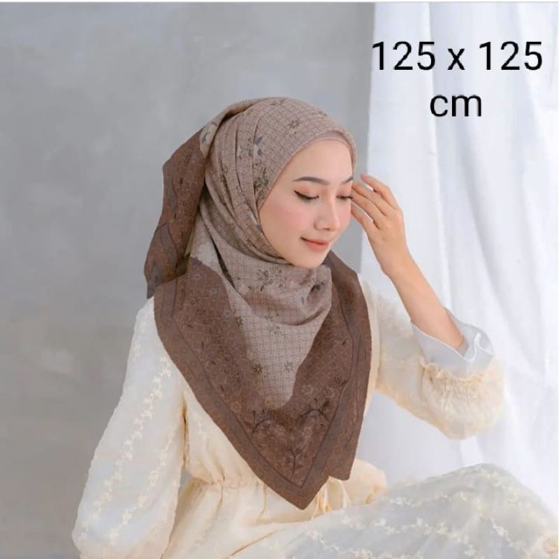 SALE HIJAB / SYARI TARISAA COKLAT / COD / KERUDUNG VOAL MOTIF / SEGI EMPAT VOAL / JILBAB TERBARU / L