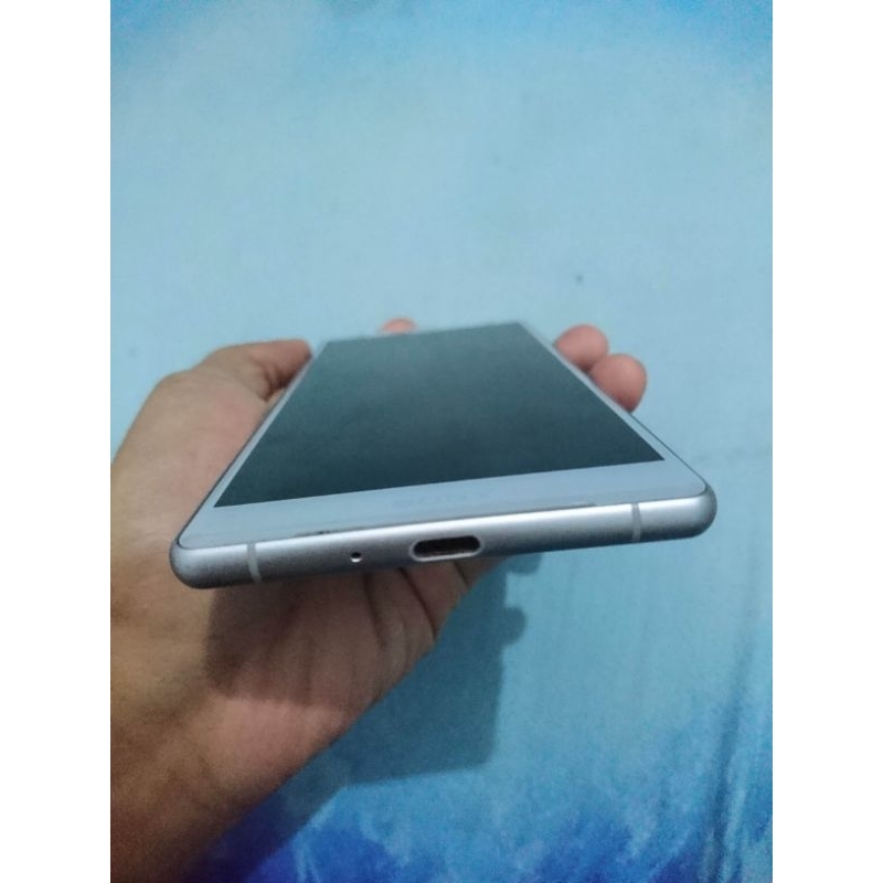 Sony Xperia XZ2 4/64gb Second