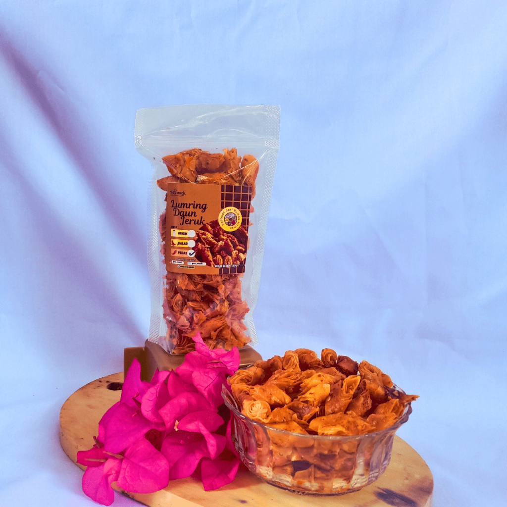 

LUMRING DAUN JERUK RASA PEDES LEGIT 100gr