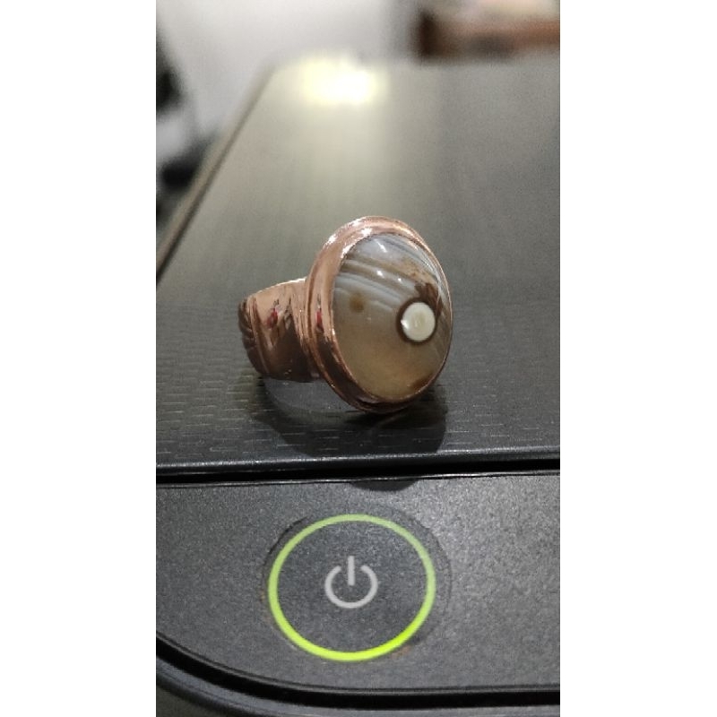 AKIK YAMAN MATA (PERAK)