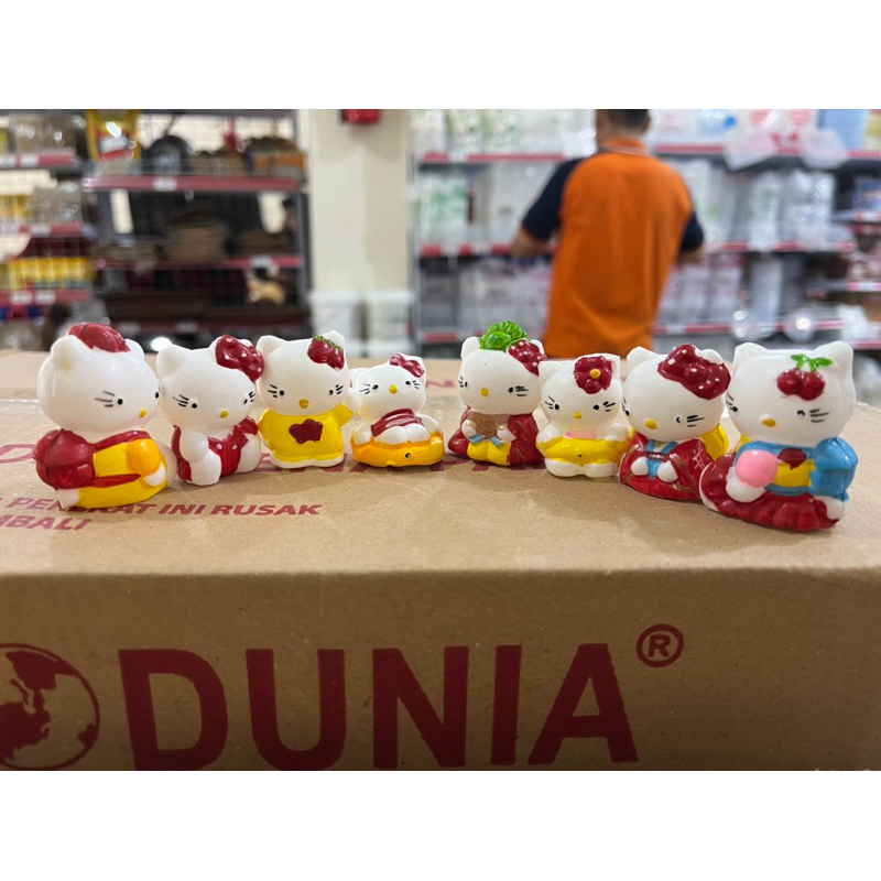 Topper Hiasan Mainan Karakter Hello Kitty 1 Set isi 8 untuk Kue Ultah