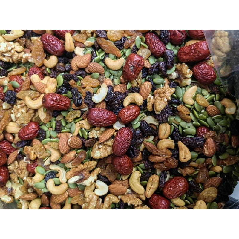 CEMILAN SEHAT TRAIL MIX 500GRAM CEMILAN SEHAT CEMILAN DIET CEMILAN GURIH DAN RENYAH CEMILAN BAIK