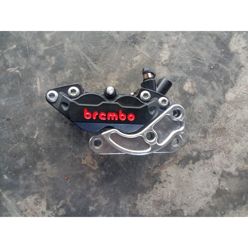 Kaliper Brembo 4 pot set breket 220 Mio soul Fino Mio j