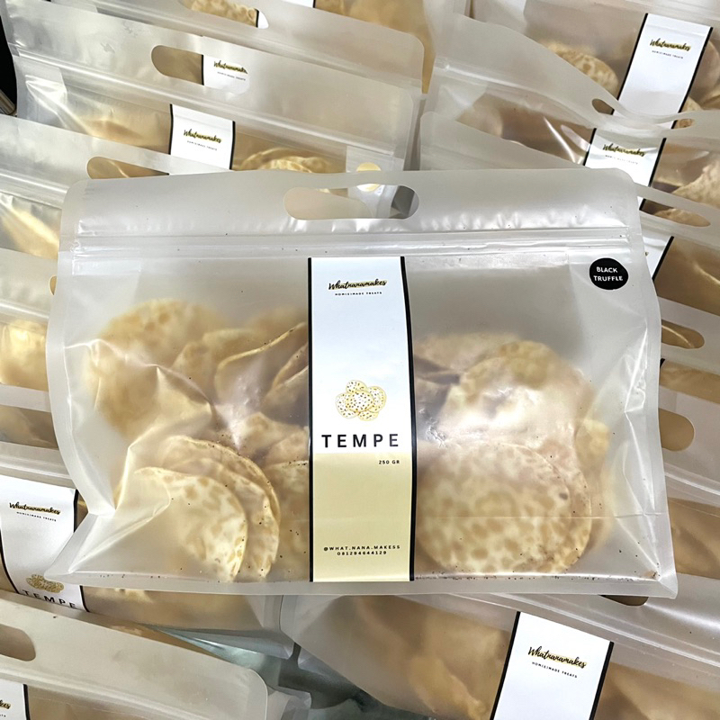 

Keripik Tempe Premium Black Truffle 250 gram / Kripik Tempe Cemilan