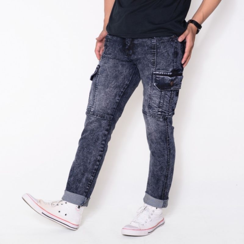 UNDERLINE , Celana Jeans Cargo Pria Premium , Denim Cargo streat , Cargo jeans Pria Slim Fit