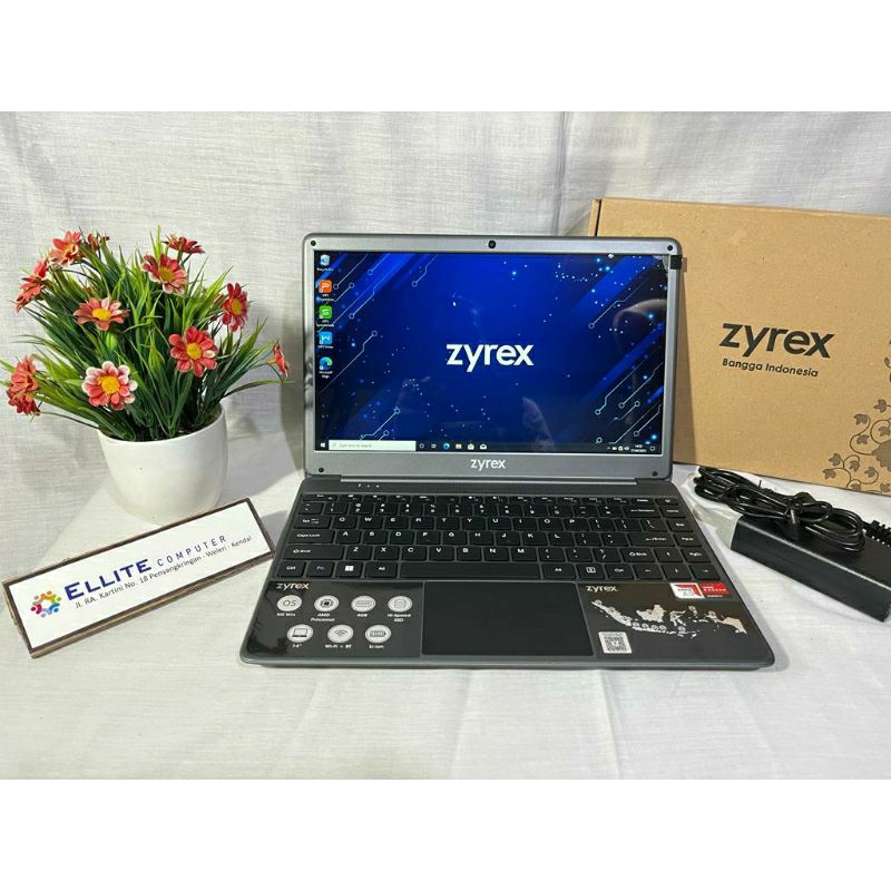 Laptop Zyrex kintamani AMD A9 9400 RAM 4 / SSD 128GB WIN 10