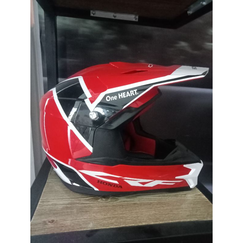 helm honda crf ukuran L ORI