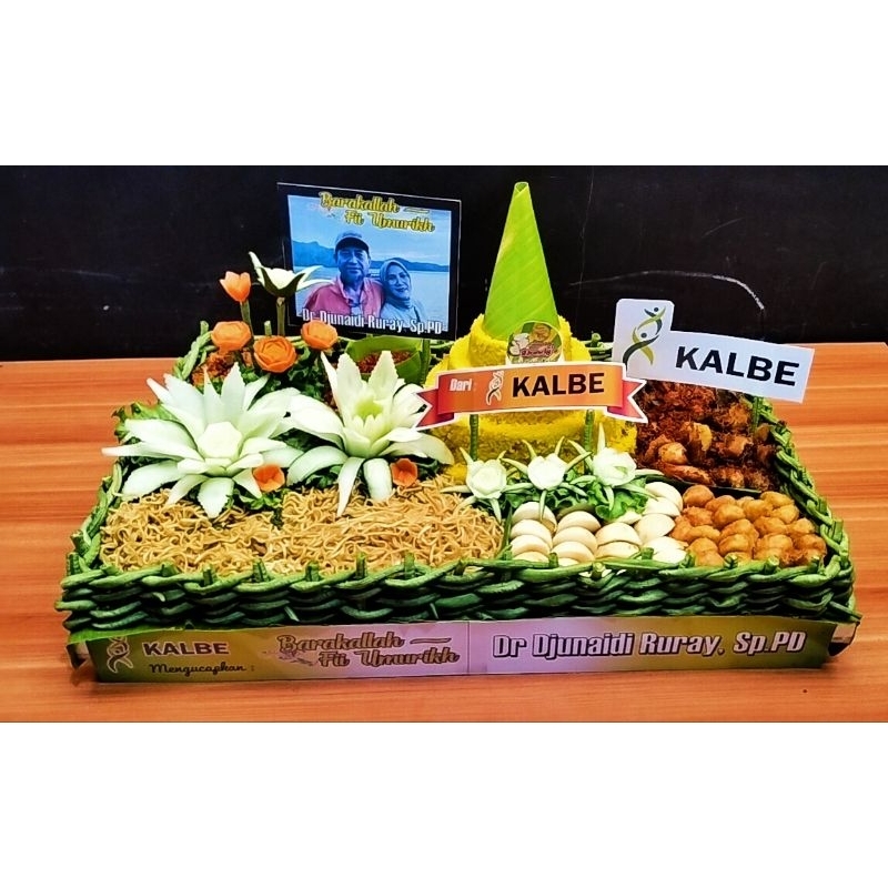 

Tumpeng 15 (15-20porsi)