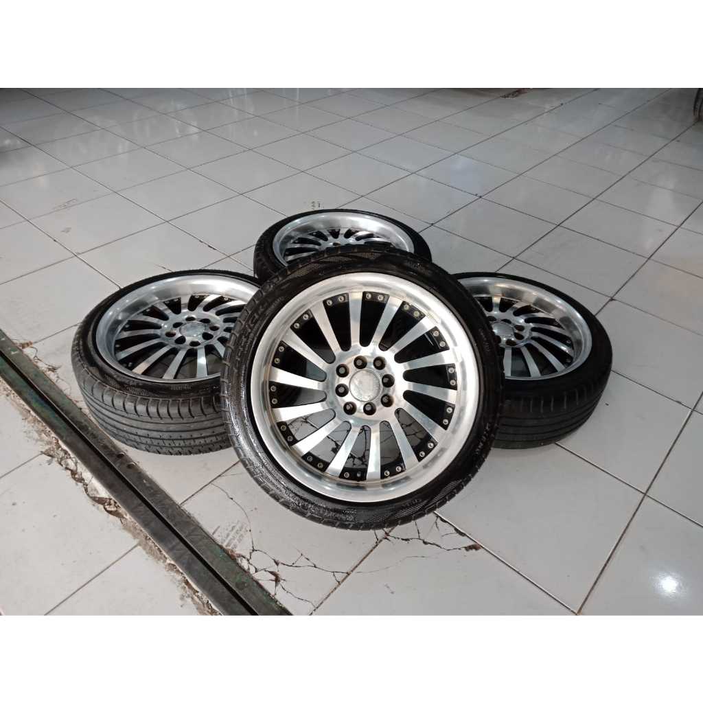 VELG MOBIL TIMOR SOLUNA RING 17 PCD 4X100/114 + BAN 205 45 R17 BEKAS LIKE NEW