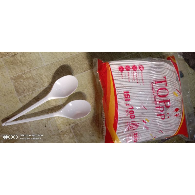 Sendok Makan Plastik isi 100 pcs/ Sendok Makan Plastik Putih