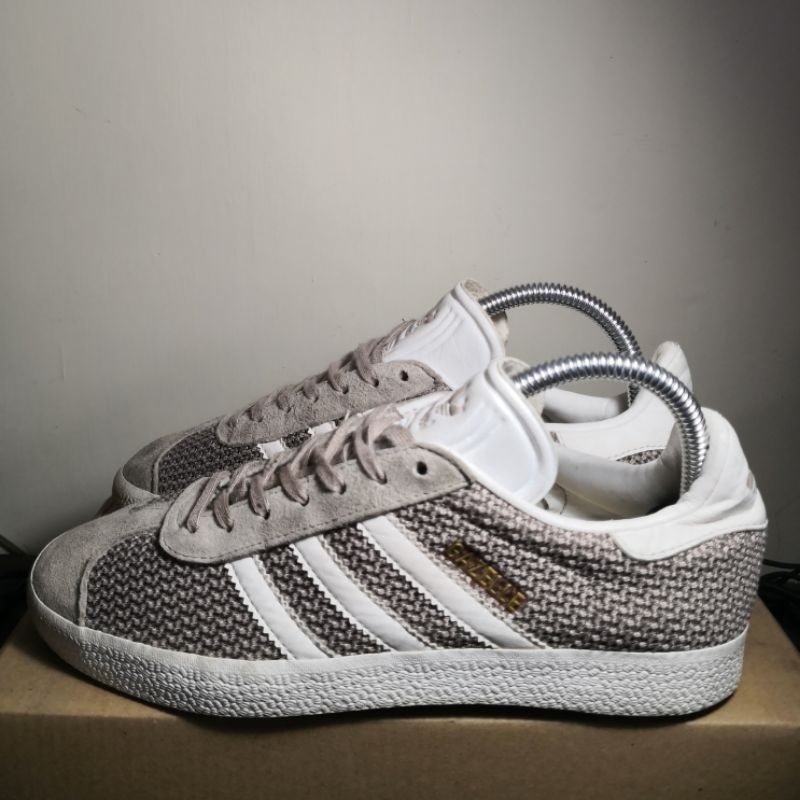 Sepatu second branded original ADIDAS GAZELLE kasual casual sneakers second original
