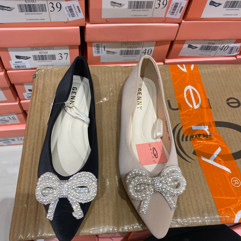 Genny original Ecca Flat shoes