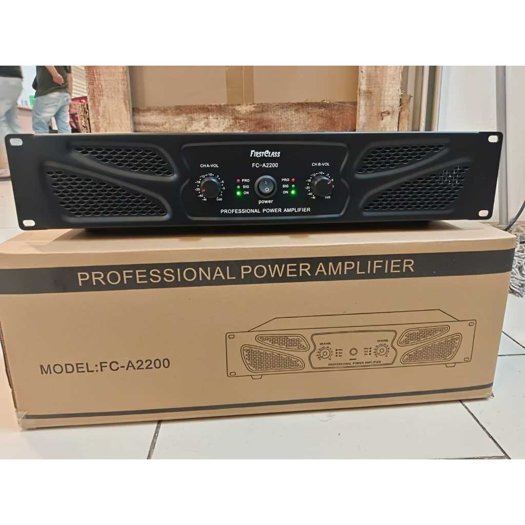 Power Amplifier Firstclass FC A2200 / FIRSTCLASS FCA2200 / FCA 2200