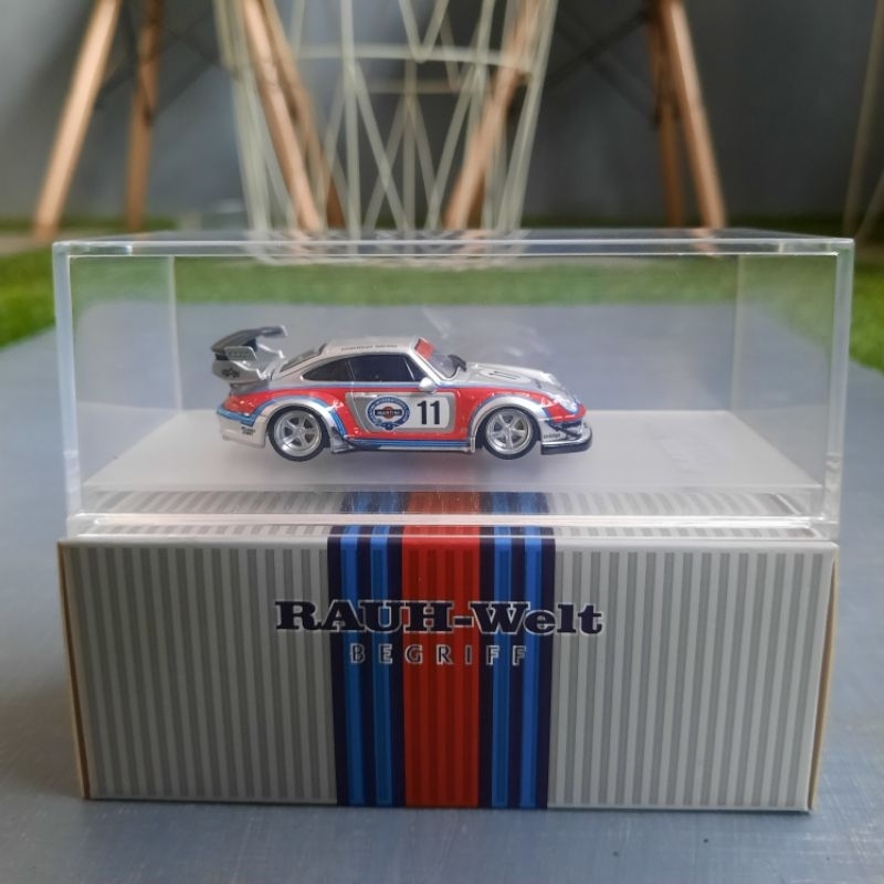 CM Model Porsche RWB Martini Racing 1:64 Unsealed