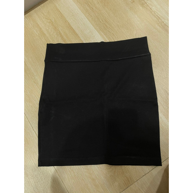 PRELOVED Rok Polos hitam Wanita
