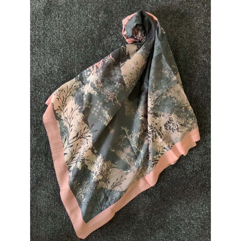 Segi 4 Voal Deenay Motif Lasercut