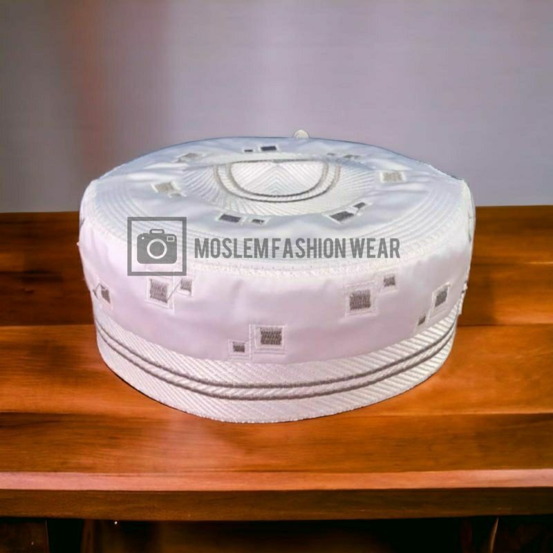 Peci Madinah Bugis Motif Bordir Premium | Peci Haji SONGKOK PUTIH | Motif Kotak-Kotak