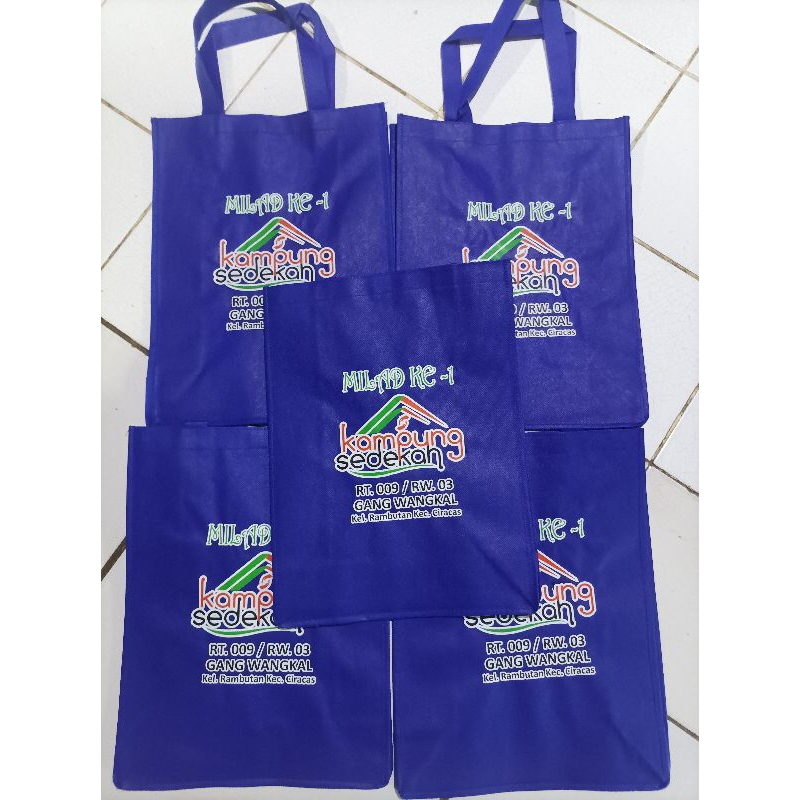 

Goodie Bag Spunbond Sablon DTF Minimal 12Pcs Atau 1lusin
